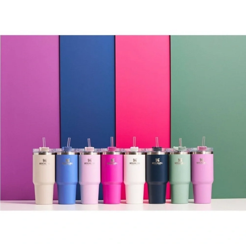 NEW Stanley x Target Quencher Travel Tumbler 30 oz in beautiful periwinkle color - Picture 4 of 6